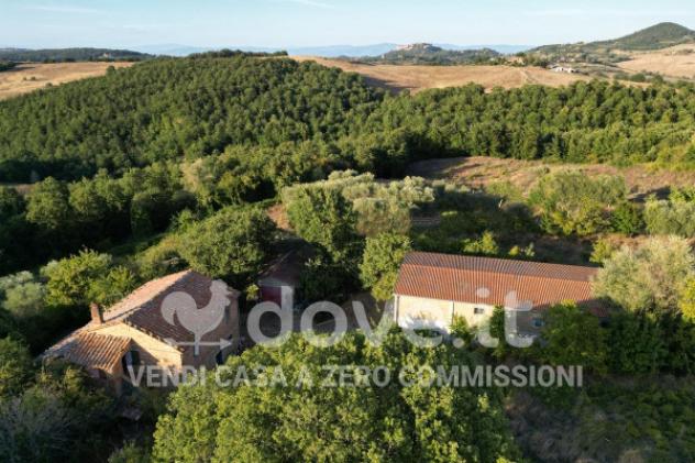 Rustico / Casale di 900 m² con più di 5 locali e box auto in vendita a Pienza - Foto 6