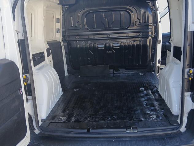 Fiat Doblo Doblò 1.6 MJT 105CV S&S PC-TN Cargo Lounge - Foto 17