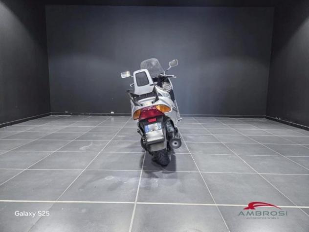 SUZUKI Baleno BURGMAN 250 rif. 23205257 - Foto 8