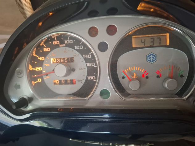 VENDO SCOOTER BEVERLY 300 - Foto 2