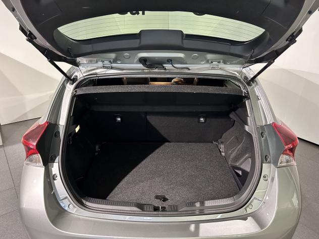 Toyota Auris 1.8 Hybrid E-CVT Lounge AREA C FREE - Foto 6