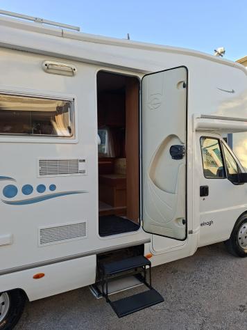 CAMPER ELNAGH DUCATO MANSARDATO 6 POSTI DINETTE GARAGE LETTO MATRIMONIALE CLIMATIZZATORE FOTOVOLTAICO CAMPEGGIO USATI 1790 - Foto 5