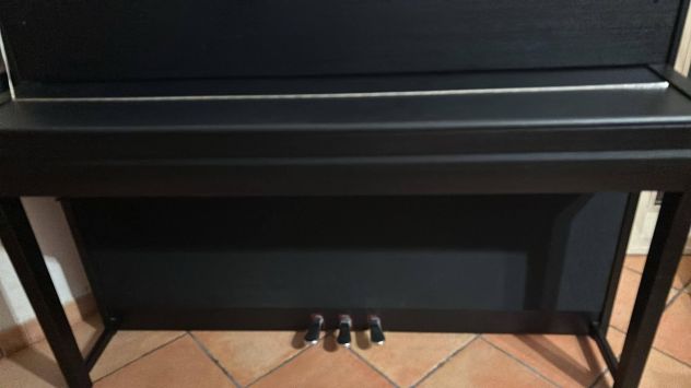 Yamaha Clavinova CLP-685 - Foto 4