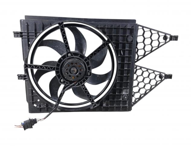 VENTOLA RAFFREDDAMENTO MOTORE AUDI A1 Serie (8X1) Diesel 1600 (1014) - Foto 3