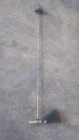 Asta regolazione cavi freno a mano Nissan TRADE 2.8 Diesel 1991 - Foto 3