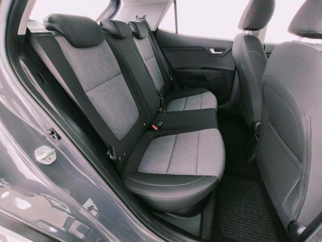 Kia Stonic 1.0 T-GDi 100 CV MHEV MT Urban - Foto 5