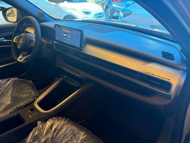 Jeep Avenger 1.2 Turbo 110 CV MHEV Summit. - Foto 9