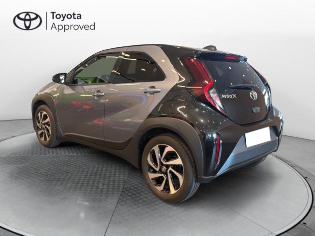 Toyota Aygo X 1.0B (72 CV) Trend S-CVT - Foto 6