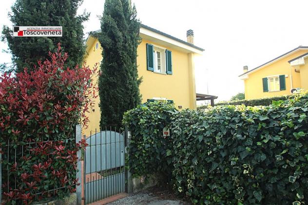 Villa in vendita a San Colombano - Capannori 111 mq Rif: 1404716