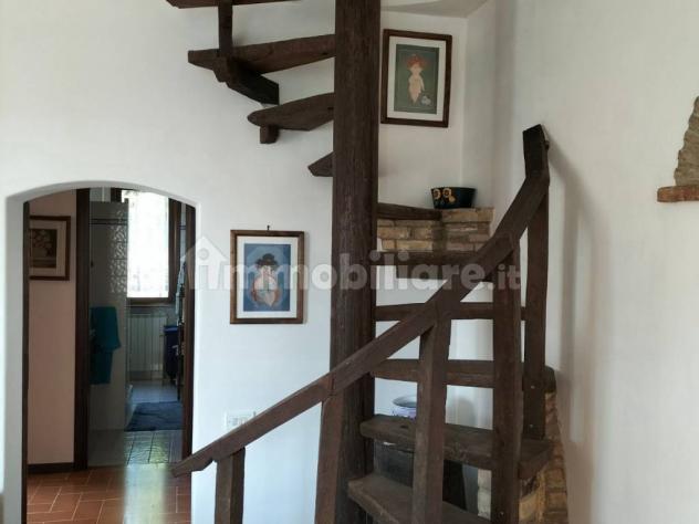 Passignano sul Trasimeno vendesi villa 5 vani 300 Mq - Foto 3
