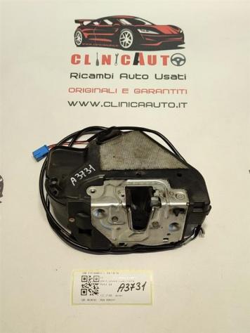 SERRATURA POSTERIORE DESTRA MERCEDES Classe E Berlina W211 2117300635 646951 (0207)