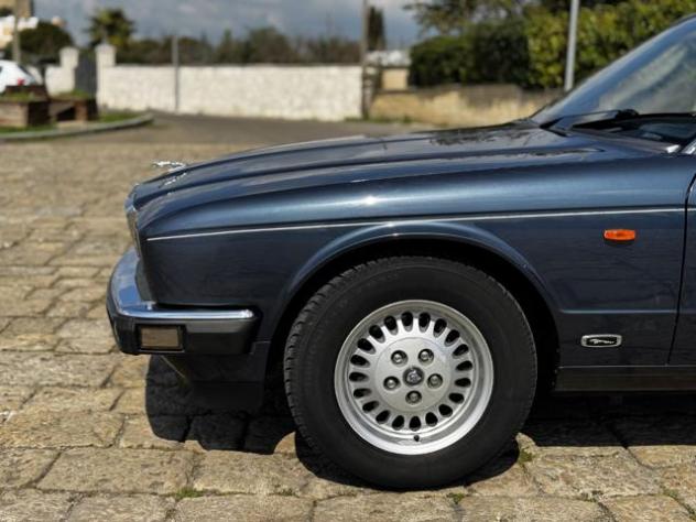 JAGUAR XJ6 3.2 cat. Manuale Iscritta ASI rif. 23440957 - Foto 9