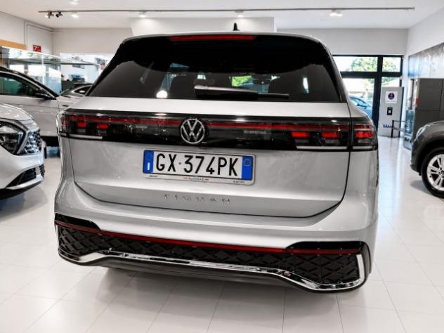 VOLKSWAGEN Tiguan R-Line DSG 2.0 TDI 150 CV Alcantara Aziendale rif. 23983012 - Foto 5