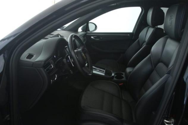 PORSCHE Macan 2.0 T Cerchi 21''/Tetto /Pack Chrono/Bose rif. 22562470 - Foto 7