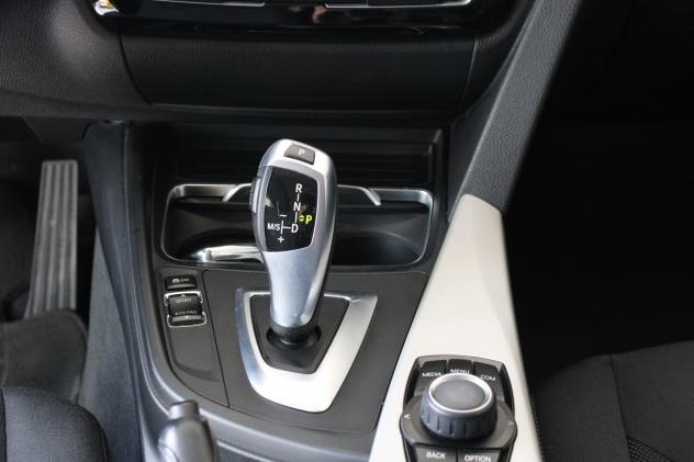 BMW Serie 3 318d Luxury - Foto 8