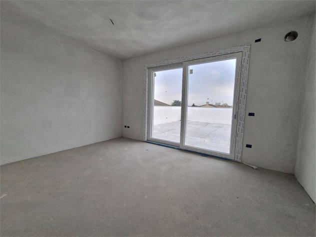 V005438 - VILLA ANGOLARE DI NUOVA COSTRUZIONE CON GIARDINO - Foto 10