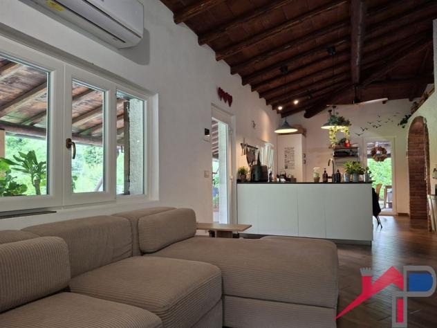 Bellissima Villa Singola Immersa nel Verde - Foto 9
