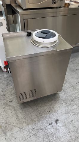 ARROTONDATRICE FINO A 300 GRAMMI SEMINUOVA
