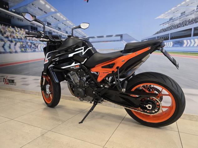 KTM 890 Duke GP 02/2023 - Km 12200 - Foto 5