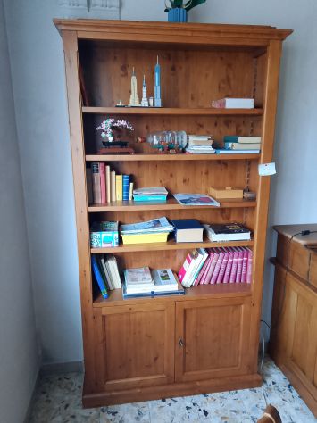 Libreria scaffale