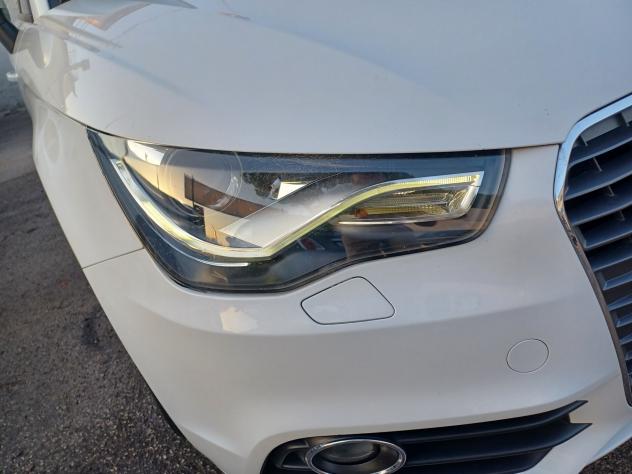 Audi A1 SPORTBACK 1.6 TDI S TRONIC LED BIXENO PDC - Foto 7