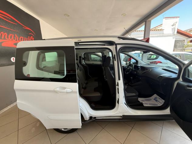 FORD TOURNEO COURIER 1.0 BENZINA 2019 - Foto 7