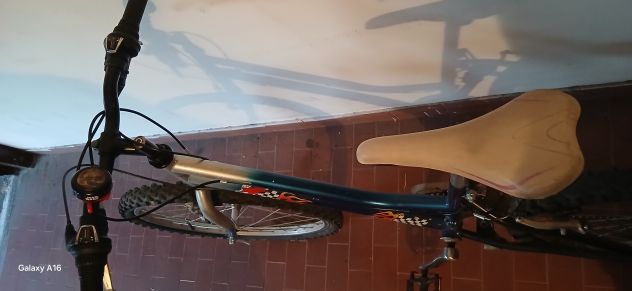 BICI RAGAZZO 24 - Foto 3