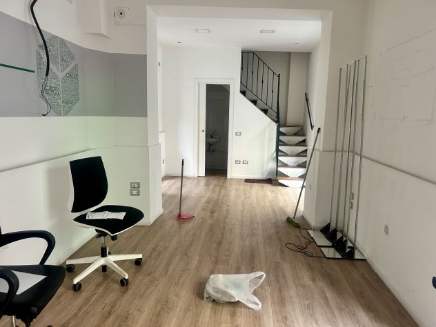 Fitto locale commerciale - Foto 2