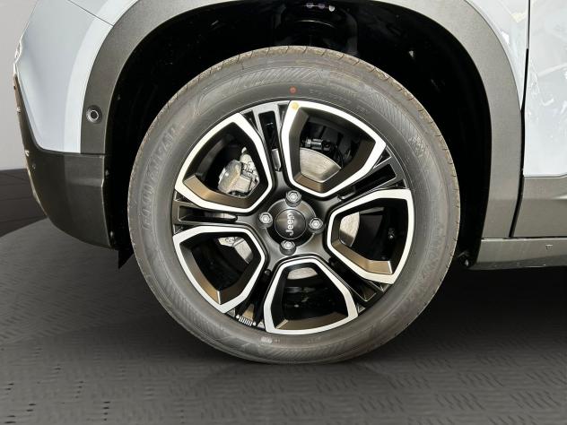 Jeep Avenger 1.2 turbo e-hybrid mhev Summit 110cv - Foto 4