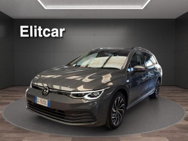 VOLKSWAGEN Golf Variant 1.0 eTSI EVO DSG Life rif. 23801875