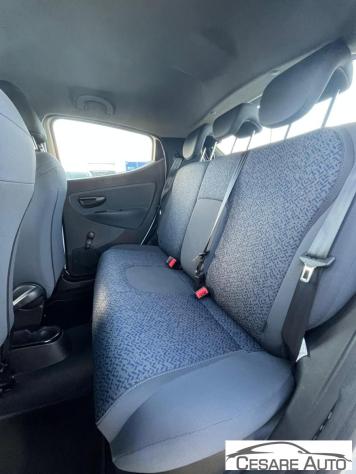 LANCIA - Ypsilon - 1.0 FireFly 5p S&S Hybrid Silver - Foto 9