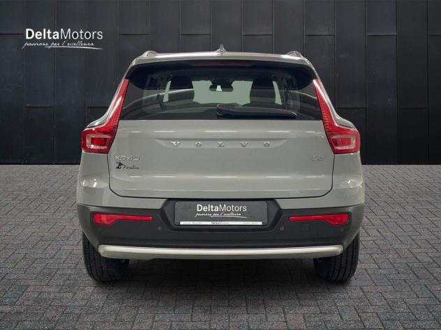 Volvo XC40 2023 2.0 b3 Essential auto - Foto 5