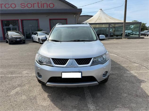 Mitsubishi Outlander 2.0 D Mod. Instyle 7 Posti - Foto 2