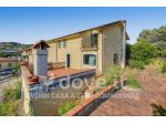 Villa di 260 m² con 5 locali in vendita a Settingiano [rif. DV-13860]