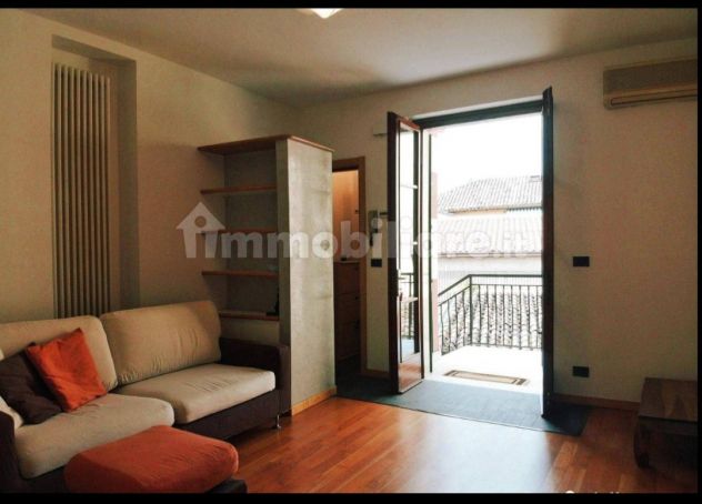 Appartamento con ampia corte indipendente - Foto 6
