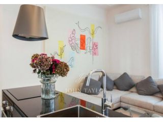 Attico / Mansarda di 85 m² con 5 locali in affitto a Milano