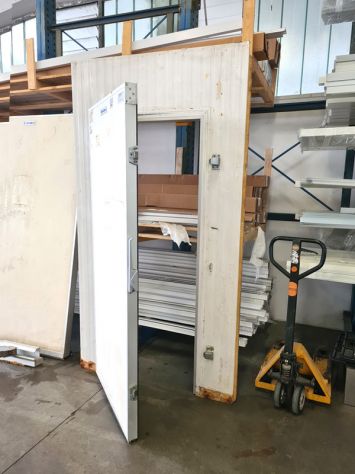 porta frigo e pannelli di cella smontata usati