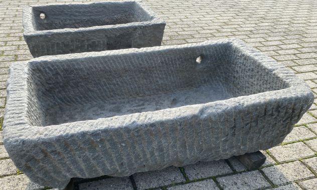 Antica vasca mangiatoia di granito - Foto 8