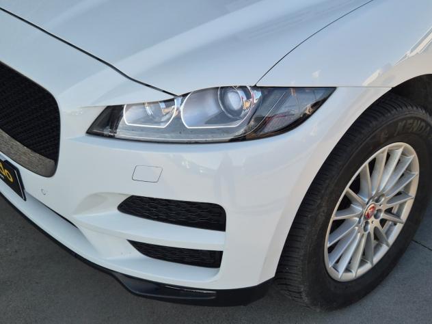 Jaguar F-Pace 2.0 D 180 CV AWD Auto Tetto Panoramico - Foto 7