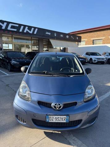 TOYOTA Aygo 1.0 12V VVT-i 5 porte Now rif. 24101377 - Foto 2