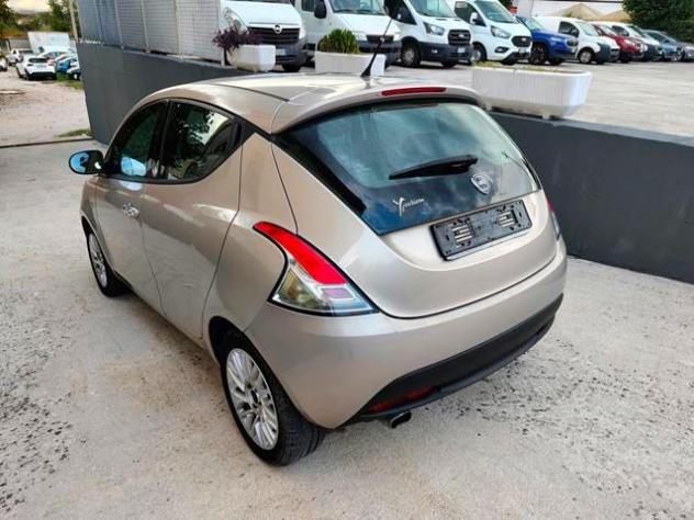 LANCIA Ypsilon 1.2 69CV 5P GPL Ecochic Platinum - Foto 2