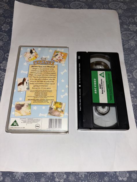 VIDEOCASSETTA COME NUOVA INTROVABILE COMPLETA DEL 1989”BARNEY-GETS INTO MISCHI - Foto 10