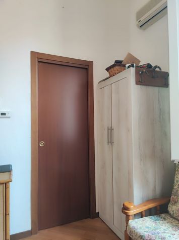 2 LOCALI ARREDATO - Foto 9