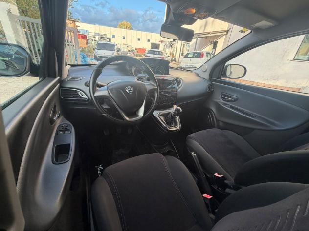 Lancia Ypsilon Ypsilon 0.9 t.air Gold s&s 85cv - Foto 8