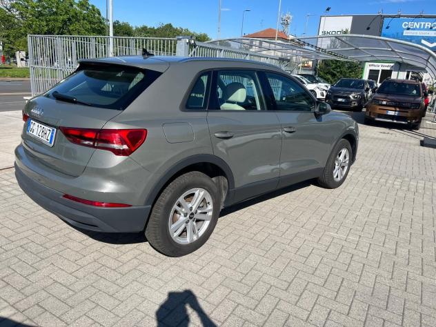 Audi Q3 45 TFSI e S tronic Business Plugin Hybrid - Foto 9