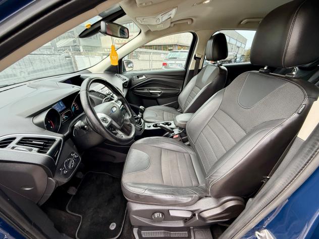 Ford Kuga 2.0 TDCI 140 CV 4WD Titanium - Foto 10