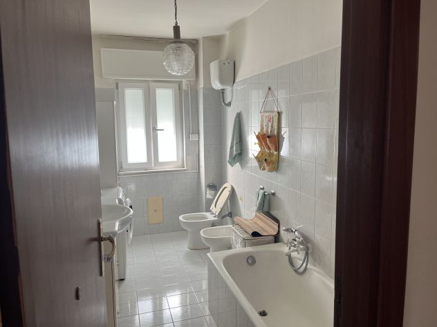 ECCELLENTE APPARTAMENTO COMPLETAMENTE ARREDATO - Foto 8