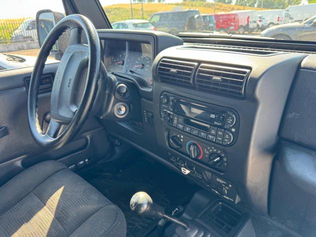 Jeep Wrangler Hard Top 2.4 Sport - Foto 8