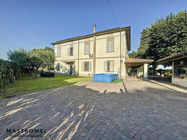 BIFAMILIARE di 8 vani e di 240 mq (ALTOPASCIO) rif. 3534 - Foto 2
