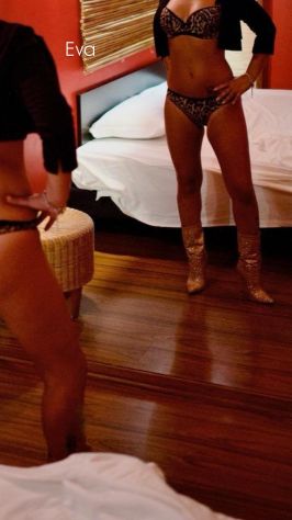 Massaggi tantra anche a 4 mani per un vero momento di relax e benessere Tel:3508442972